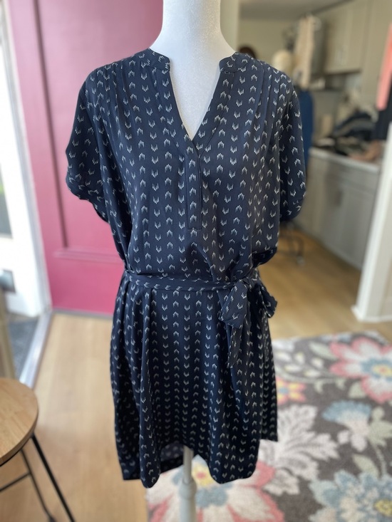 Maurices Dresses & Skirts - Maurices Navy and White Printed V-Neck Dress
